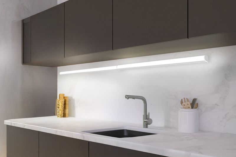 Нови линейни LED осветители LEDLINE-P